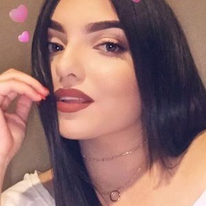 Meet your Posher, Aracely